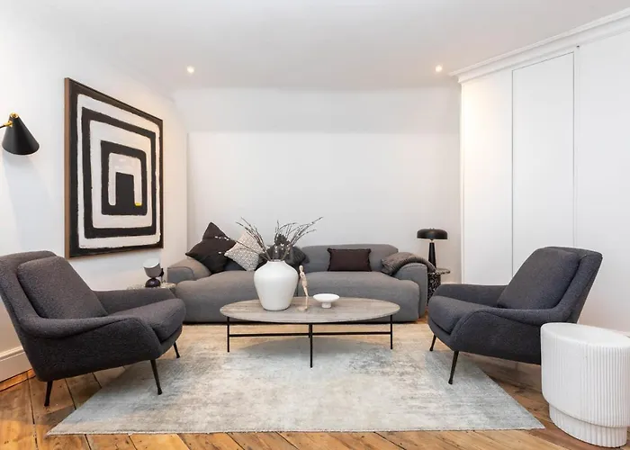 Stylish 2 Bedroom Apartment Near Oxford Street