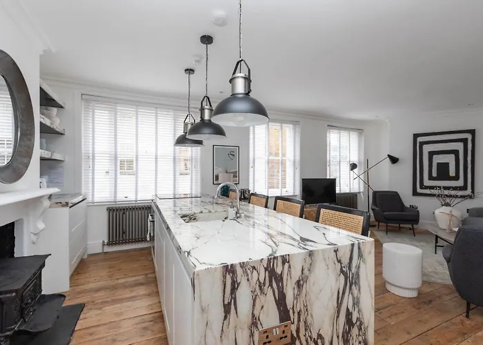 Stylish 2 Bedroom Apartment Near Oxford Street