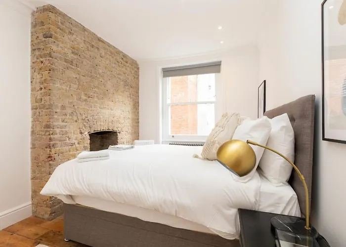 Stylish 2 Bedroom Apartment Near Oxford Street